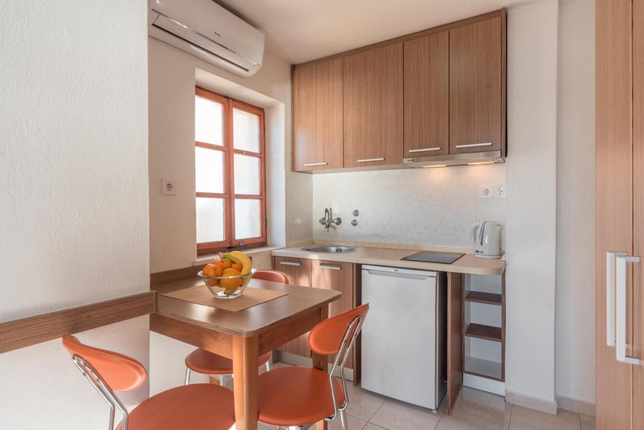 R Club Apartments Old Town Budua Esterno foto