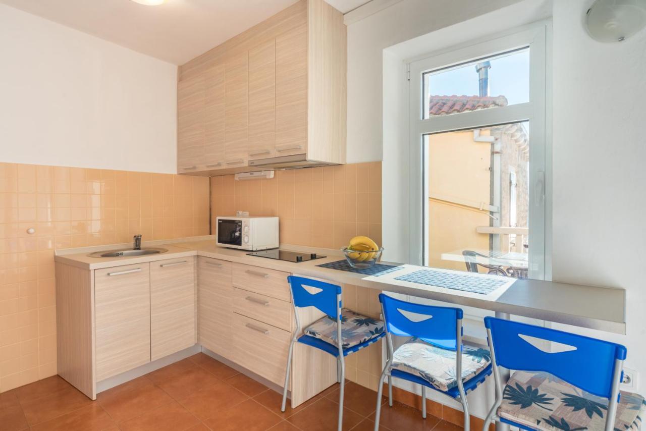 R Club Apartments Old Town Budua Esterno foto